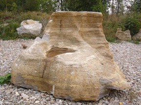 Scheuermann-Naturstein-Showroom-Schuettgueter-42
